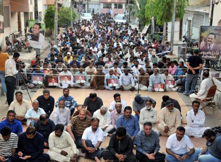 وزیراعلیٰ سندھ نے وسیم دہلوی کے ماورائے عدالت قتل میں ملوث پولیس افسران واہلکاروں کوگرفتارکرکے قانون کے مطابق سزاکیوں نہیں دی ؟الطاف حسین