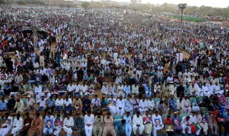 MQM Rally in Karachi to Support Pakistan's Operation Against Militants