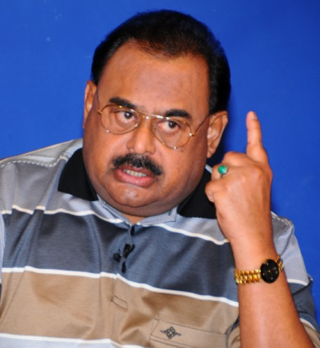 Altaf Hussain condemns firing on the car of senior journalist and anchor person Abdul Malick