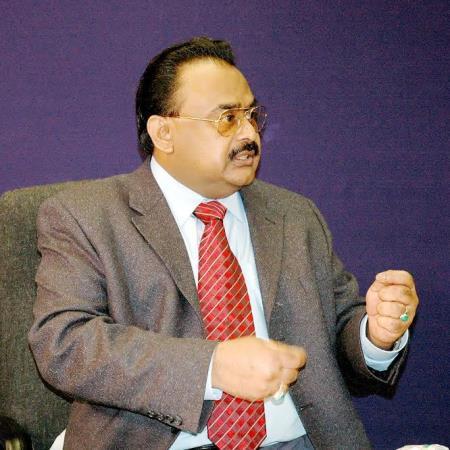 Altaf Hussain praises Social Media, Web TV and Media teams of the MQM