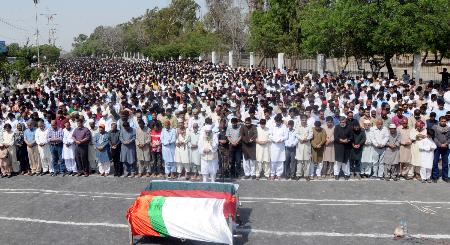 Album1: Funeral Of Martyred MQM Workers held at Mazare-Quaid Karachi  