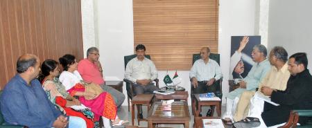 ہیومن رائٹس کمیشن آف پاکستان کے وفد کی ایم کیوایم رابطہ کمیٹی کے ارکان اور لاپتہ کارکنان کے اہلخانہ سے ملاقات