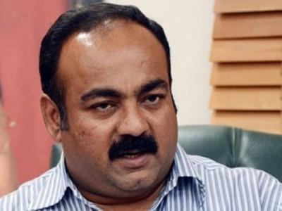 Kh. Izhar condemns for not paying Hindu employees salaries