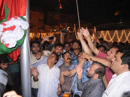 Farooq Sattar kicks off election campaign