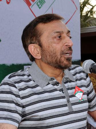 MQM candidates to bring positive changes: Dr Farooq Sattar 