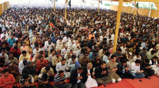 MQM organizes a Day of Mourning to express solidarity with the victims of Quetta blasts