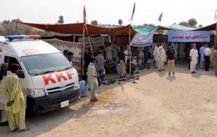 Day 2 : MQM Relief Camp In Thar