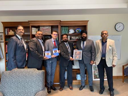 ایم کیوایم کے وفد کی اوٹاوا میں کینیڈا کے ارکان پارلیمنٹ سے ملاقاتیں