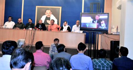MQM draws comparison, demands lifting of media ban on AltafHussain