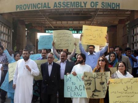 ایم کیوایم کے اراکین سندھ اسمبلی کی جانب سے کراچی پریس کلب کے سامنے پرامن احتجاجی مظاہرہ کیا جائیگا