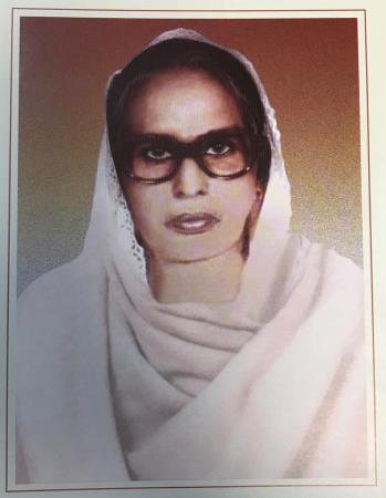  محترمہ خورشیدبیگم ایک عظیم ماں تھیں جنہوں نے قائدتحریک الطاف حسین کوحق اور سچائی کے راستے پرچلنے کا درس دیا۔رابطہ کمیٹی ایم کیوایم 