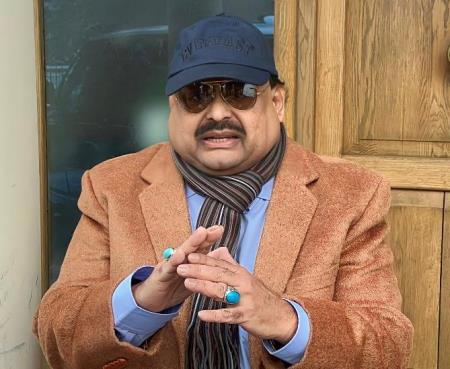 Faultfinders with MQM should now name the breeders of terrorism, lawlessness, fiscal collapse, economic default: Altaf Hussain