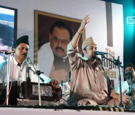 Altaf Hussain condemns Amjad Sabri killing
