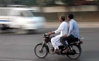 کراچی میں موٹر سائیکل کی ڈبل سواری پر پابندی فی الفور ختم کی جائے، حق پرست اراکین سندھ اسمبلی