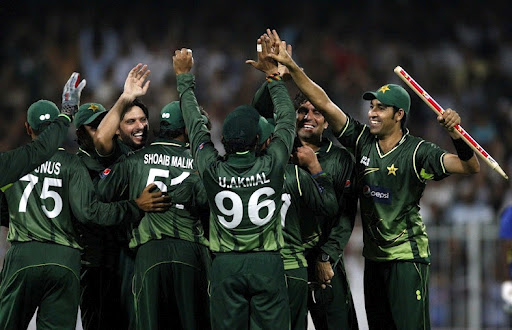 Altaf Hussain congratulates Pakistani cricket team on their victory against India