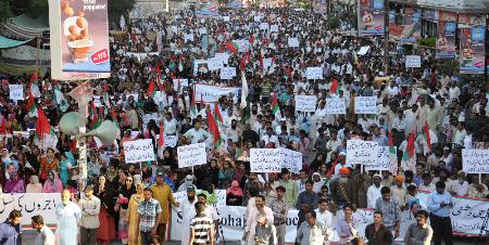 MQM protest against plot to ‘politicise’ operation