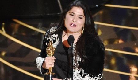 معروف پاکستانی فلم ڈائریکٹر شرمین عبید چنائے کو دوسری بار اکیڈمی ایوارڈ جیتنے پر پوری قوم اور ایم کیوایم کے کارکنان کی جانب سے قائد ایم کیوایم کی دلی مبارکباد 